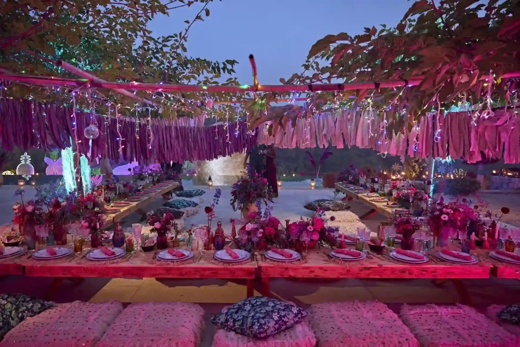 wedding guest table with floral decoration